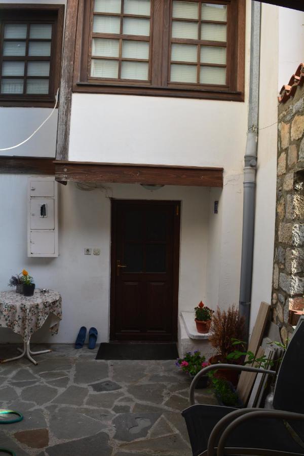 Patche Residence - A Wine Cellar Hideaway In The Historic Home Of Revolutionary Metodi Patche Охрид Екстериор снимка